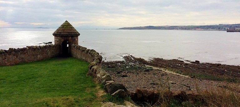 Photo of the coast at Kirkcaldy.