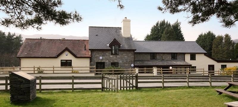 Photo of Vulcan Lodge Cottages.