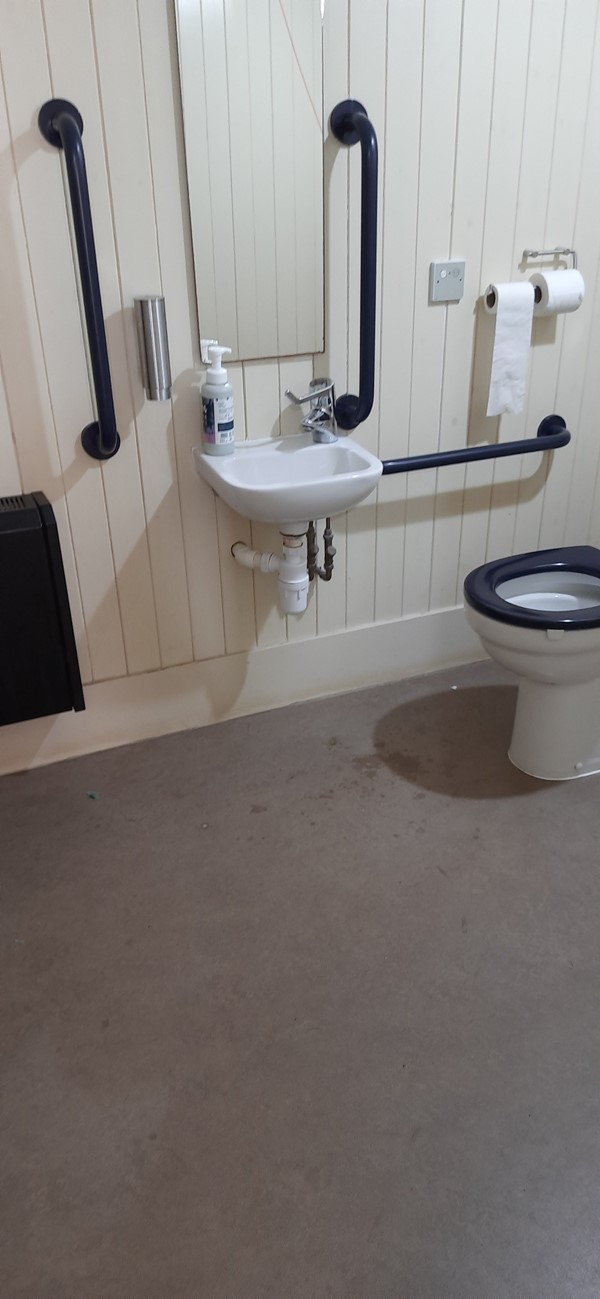 Image of Cambo Gardens accessible toilet