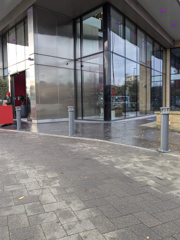 Image of entrance to Crowne Plaza