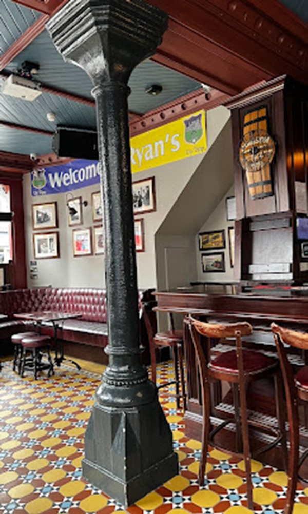 Picture of Ryan's, Dublin interior