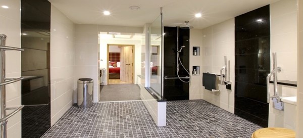 Bathroom suite