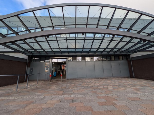 Image of rar entrance to to Govan Subway Station