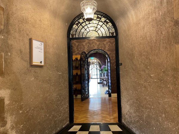 Picture of Pennyhill Park arched doorway in passage