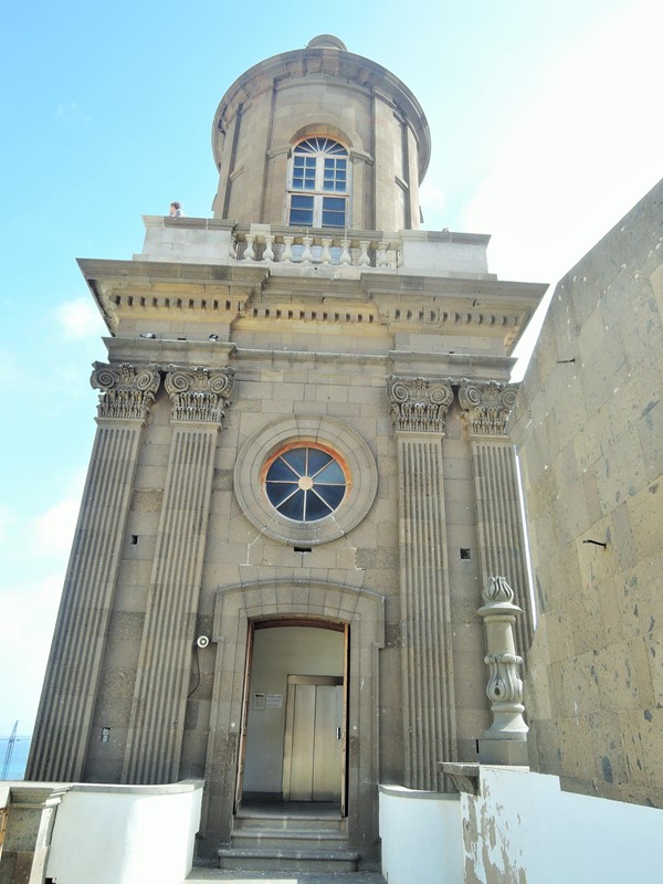 The lift and the steps out to the roof top