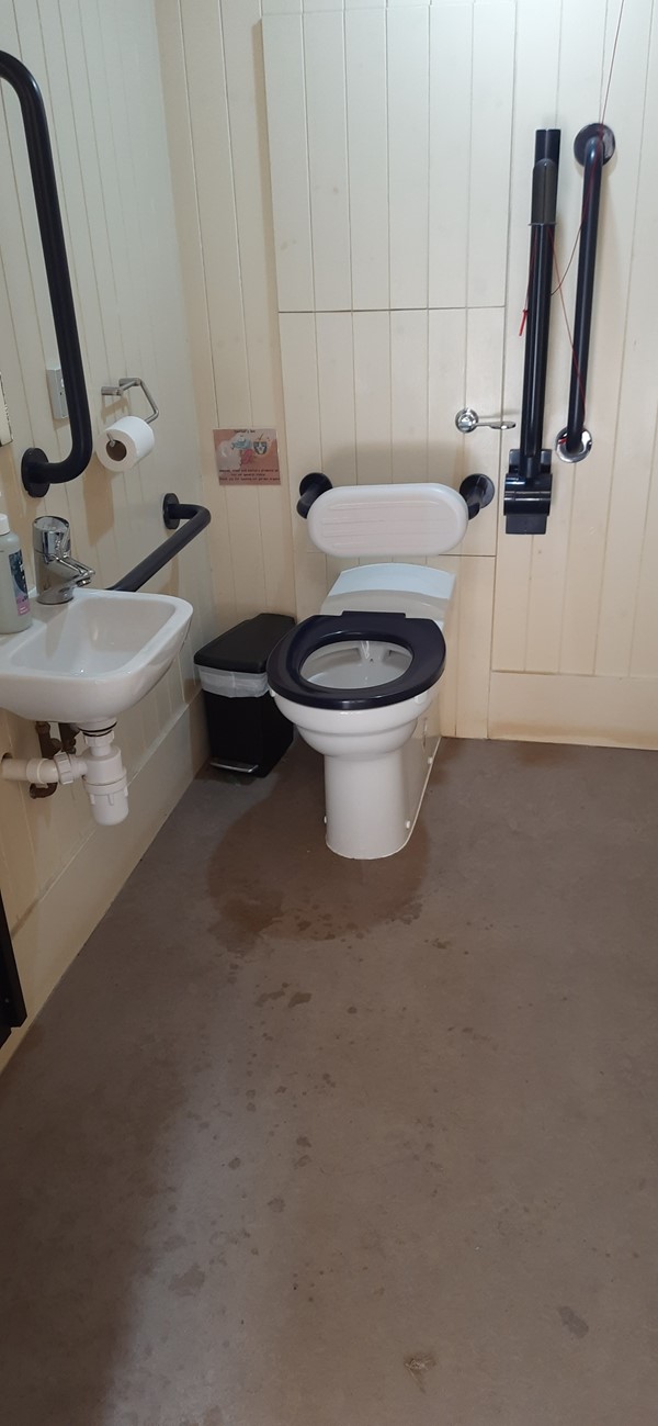 Image of Cambo Gardens accessible toilet