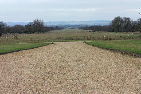 Terrible deep gravel surface in front of the main hall