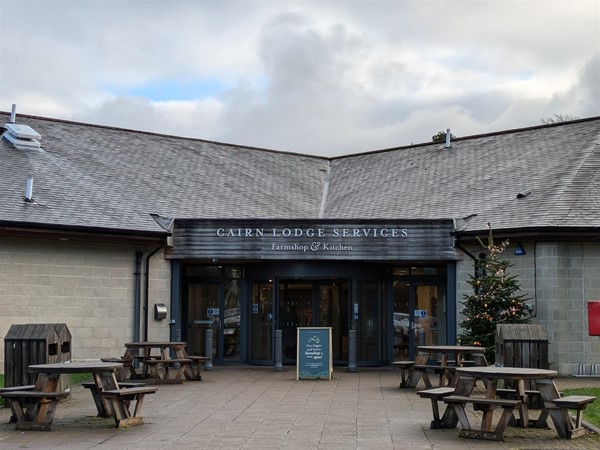 Image of entrance to Cairn Lodge Service