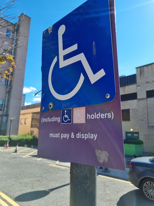 Disabled parking sign