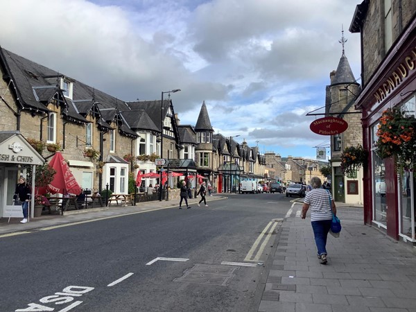 Head back down the main road, down that steep hill and back to the carpark.