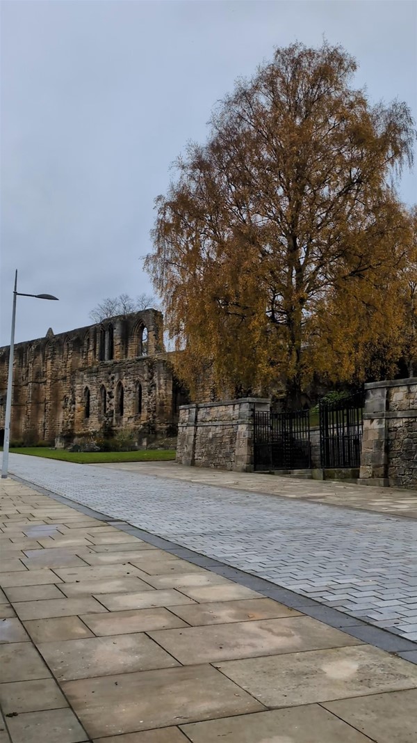 Image of a path at the  Pittencrieff Park