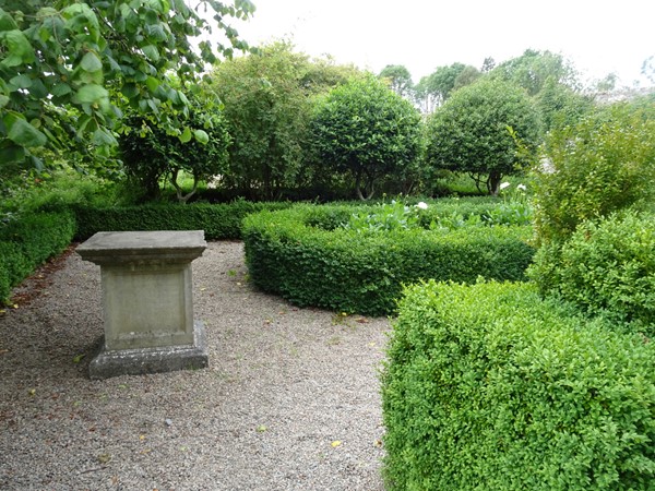 Gravel pathway in walled gardens