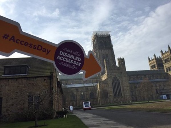 Picture of Durham Cathedral, Durham -  DAD Arrow