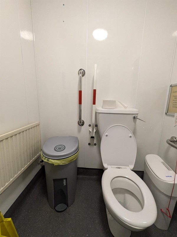 image of accessible toilet at Buchanan Bus Station