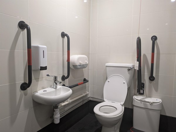 image of accessible toilet at Buchanan Bus Station