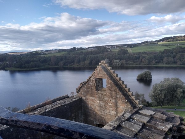 Picture of Linlithgow Palace and Peel