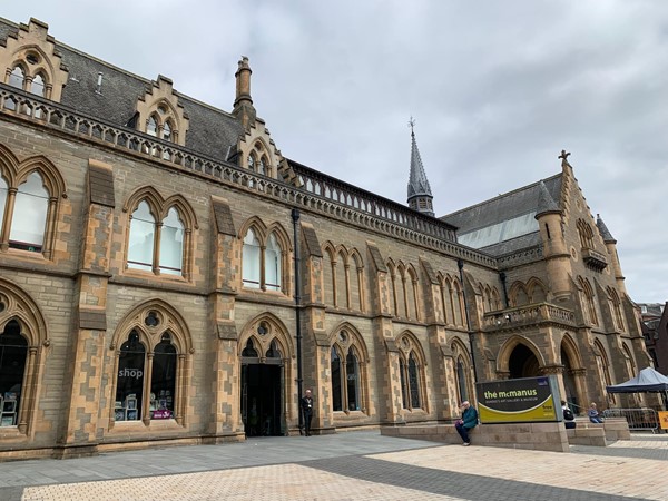 The main entrance to the museum