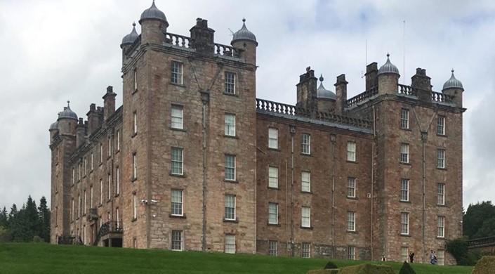 Drumlanrig Castle