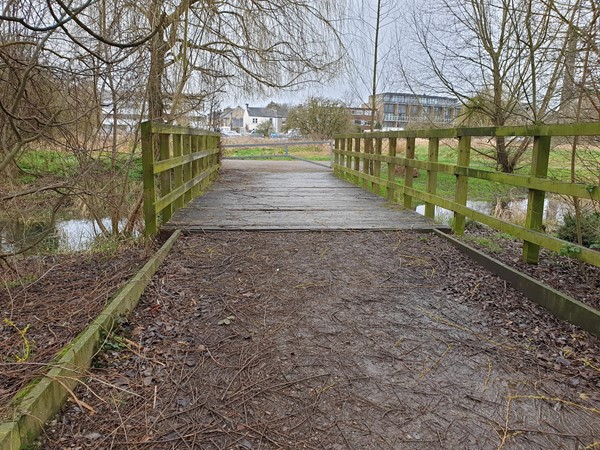 Entering the north east side of the site via Pepys Court.