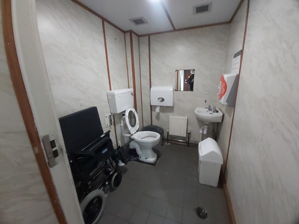 Image of the accessible toilet.