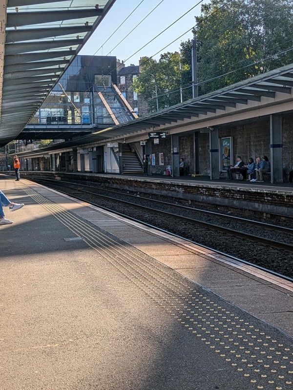 Image of the train platform,