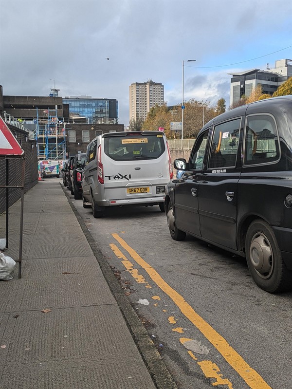 Image of taxis at Buchanan Bus Station