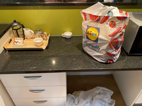 Lidl bag and tea making facilities