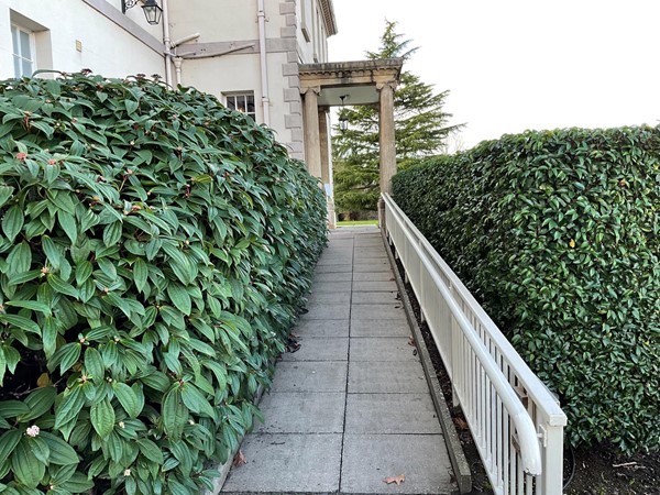 The long and paved steep ramp you use to get up to the hotels main entrance