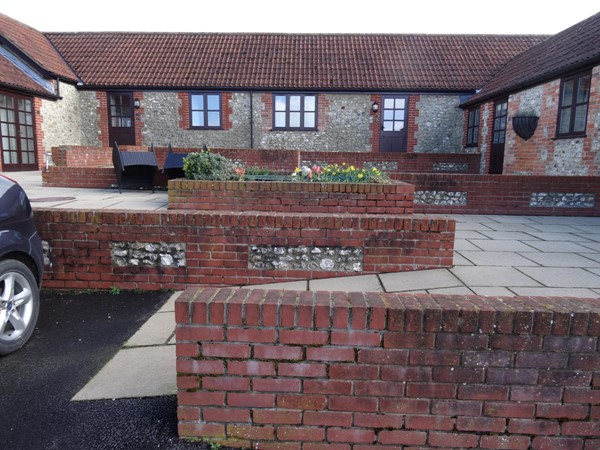 Lodge and courtyard