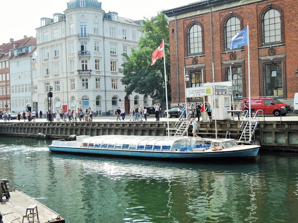 Boat landing stage