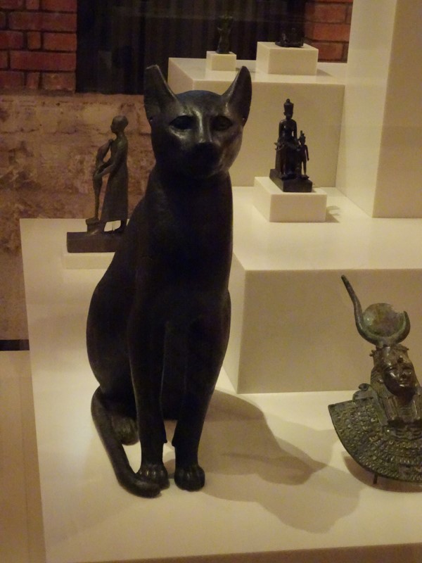 Egyptian cat statue