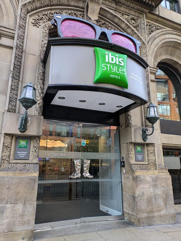 Image of entrance to ibis Styles