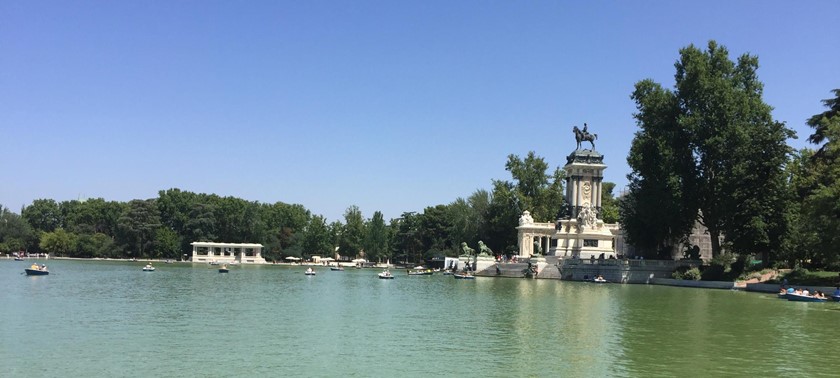 El Retiro Park