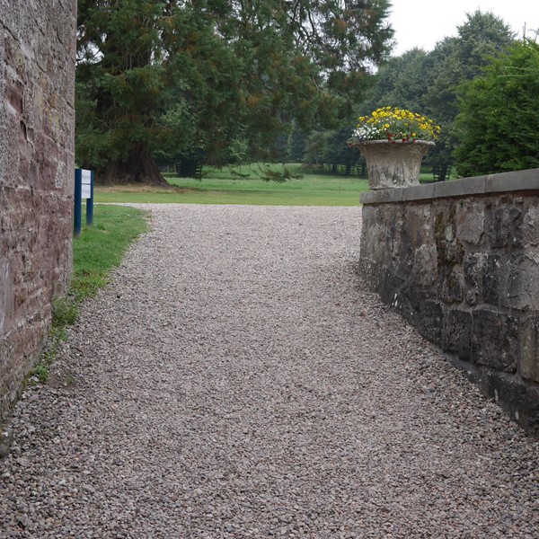 Picture of gravel pathway