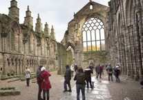 Palace of Holyroodhouse: Holyrood Abbey sensory event