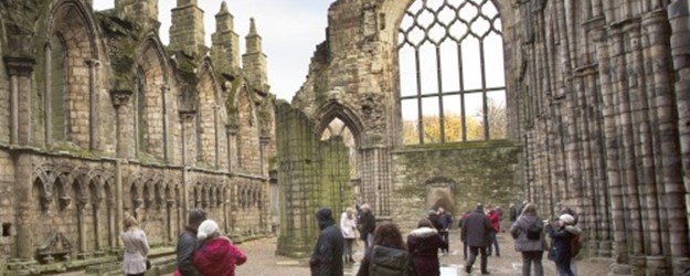 Palace of Holyroodhouse: Holyrood Abbey sensory event article image