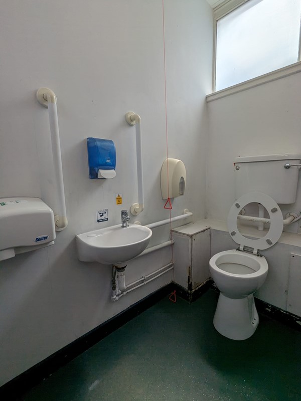 Image of Paisley Gilmour Street Railway Station accesssible toilet