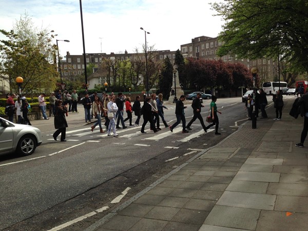 Image for review "Beatle Mania in London Town!"