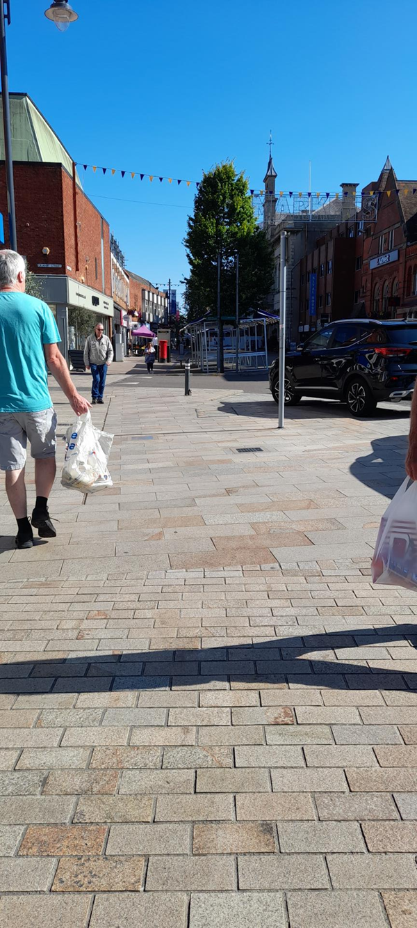 Loughborough town centre is completely free from traffic except delivery vehicles. There are markets on Thursday and Saturday and a collectables and specialist market on Friday. Other markets of a specialist nature happened on occasional Sundays on the information can be found on the Charnwood Borough website