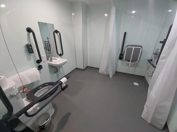 Picture of an accessible bathroom