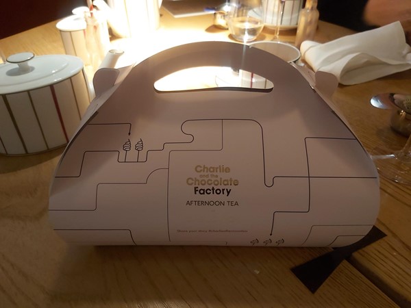 Picture of an afternoon teas cardboard carrier