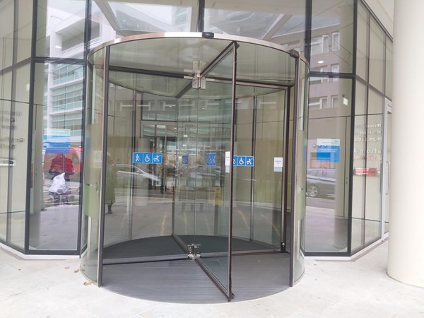 Picture of a revolving door