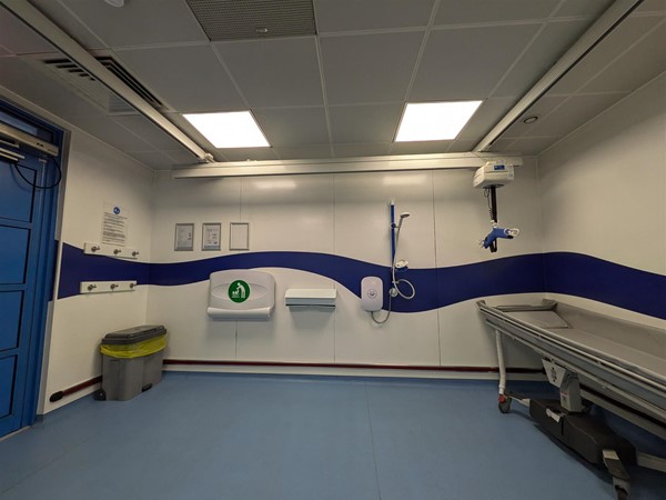 Image of Ceiling Track hoist and Adjustable change bed in the Changing Places toilet