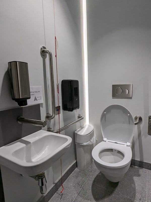 Image of Aberdeen Art Gallery toilet