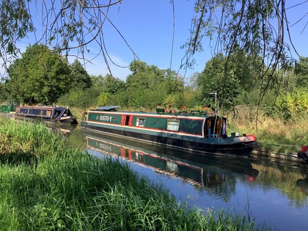 2 Stratford and Avon canal