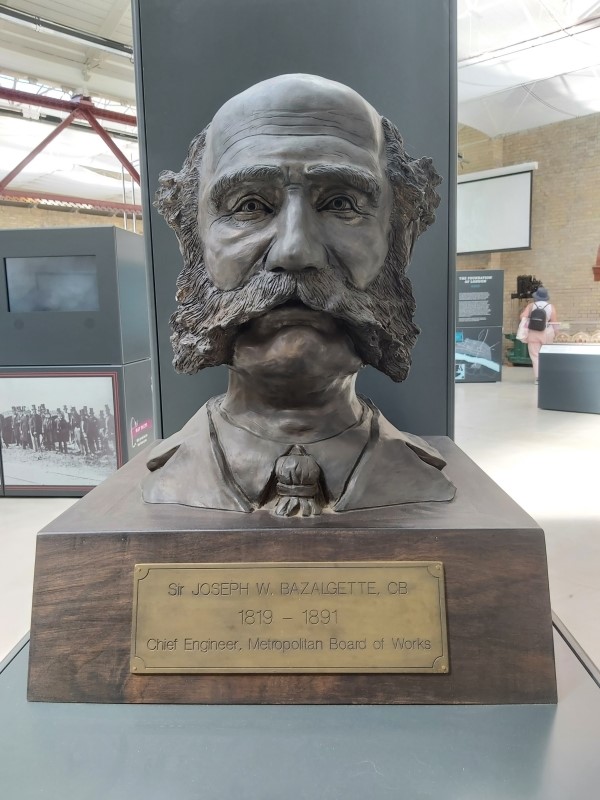 Image of a bust of Joseph Bazalgette