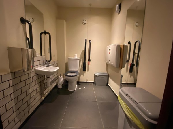 Picture of Accessible Toilet, Chaophraya, Glasgow