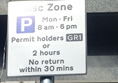 Picture of a parking sign