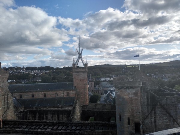 Picture of Linlithgow Palace and Peel