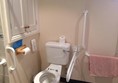 Stoke Court Farm accommodation - Accessible bathroom